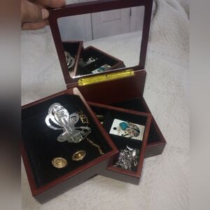 Vintage Jewelry Box